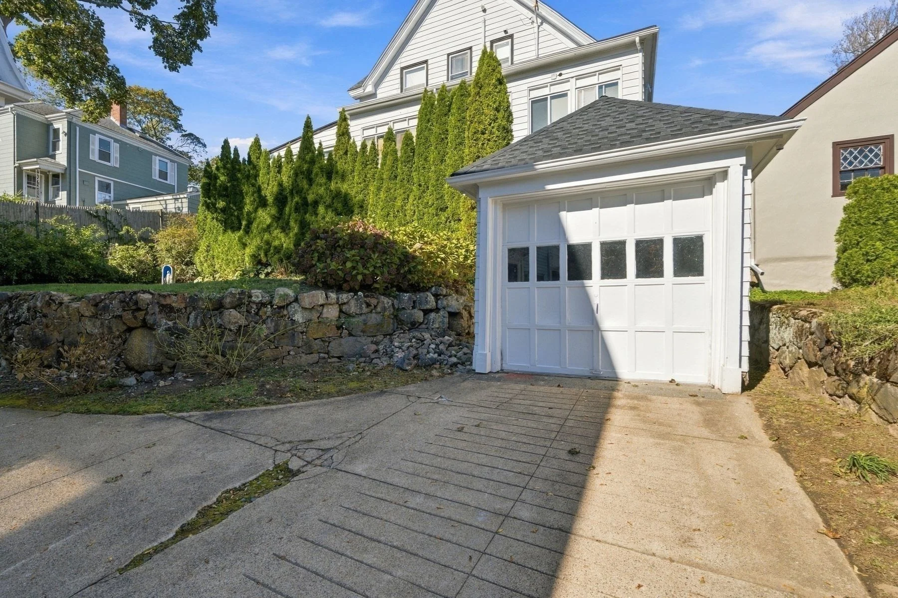 4 bed, 2 bath apartment for rent at 26 Walker Rd, Swampscott — photo 35 of 39