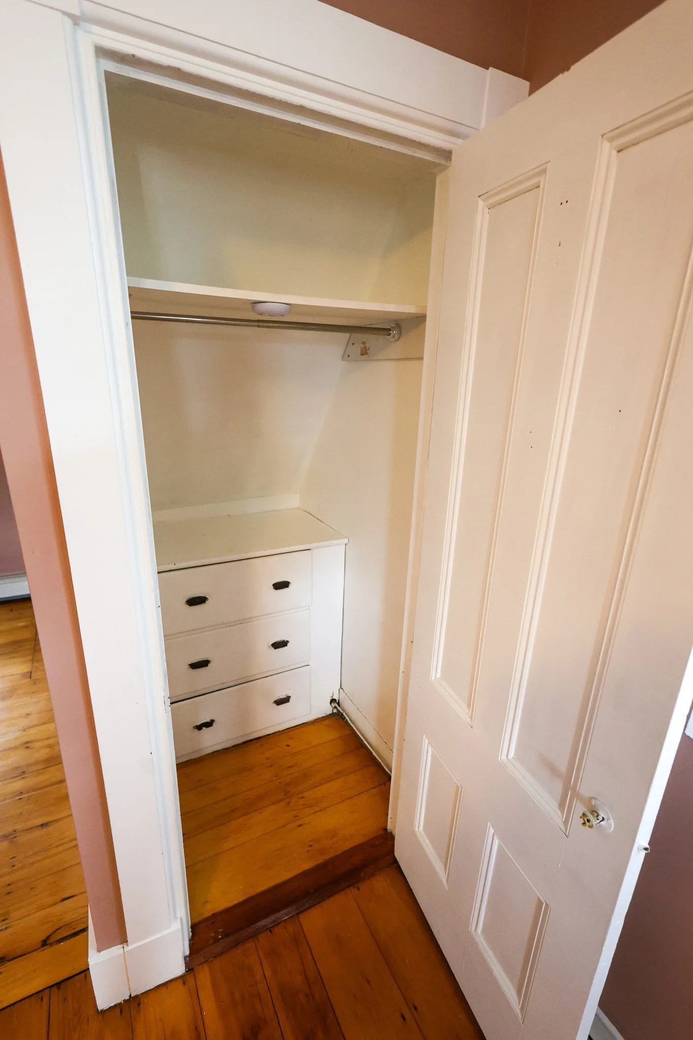 2 bed, 1 bath apartment for rent at 26 Wayne St Unit 2, Roxbury — photo 7 of 12