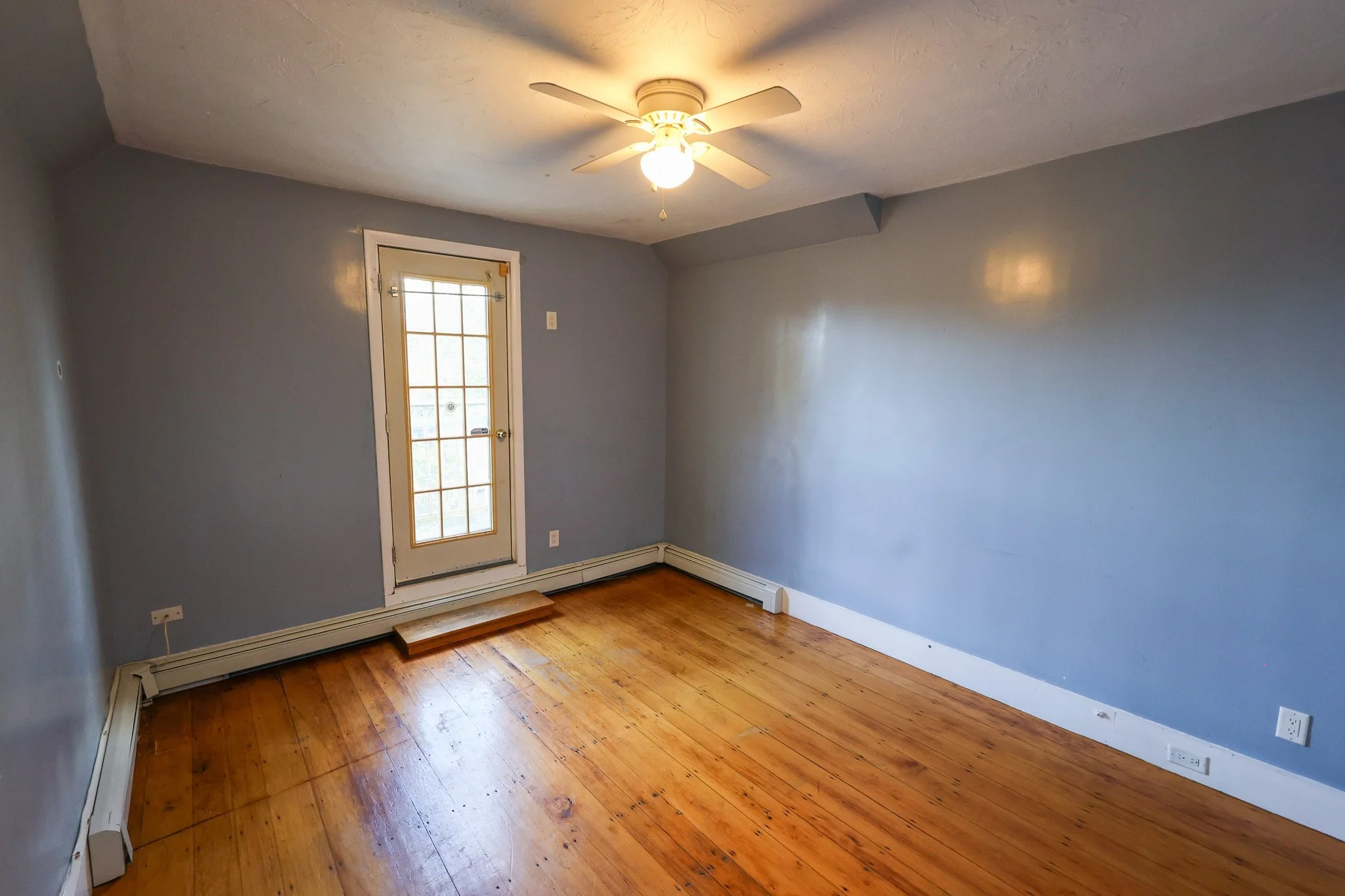 2 bed, 1 bath apartment for rent at 26 Wayne St Unit 2, Roxbury — photo 11 of 12