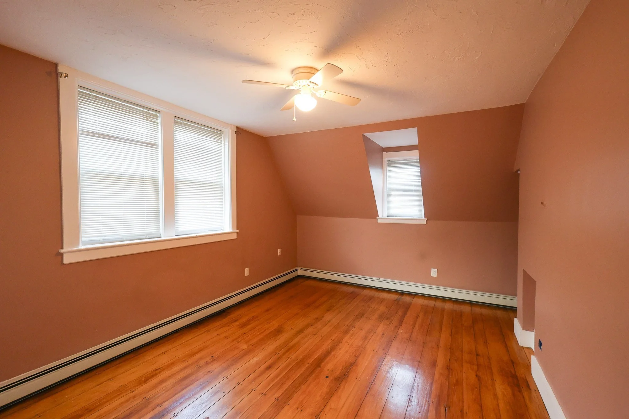 2 bed, 1 bath apartment for rent at 26 Wayne St Unit 2, Roxbury — photo 6 of 12