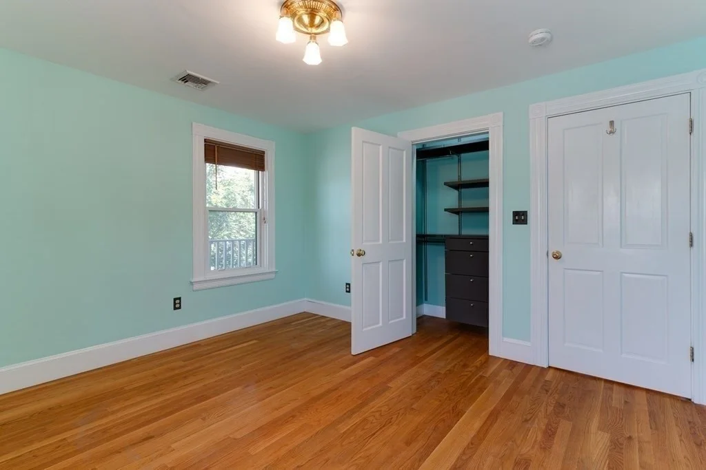 3 bed, 1 bath apartment for rent at 26 Weld Hill St Unit 3, Jamaica Plain — photo 13 of 17