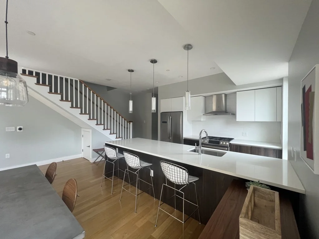 2 bed, 2 bath apartment for rent at 260 Beacon St Unit 201, Somerville — photo 4 of 20