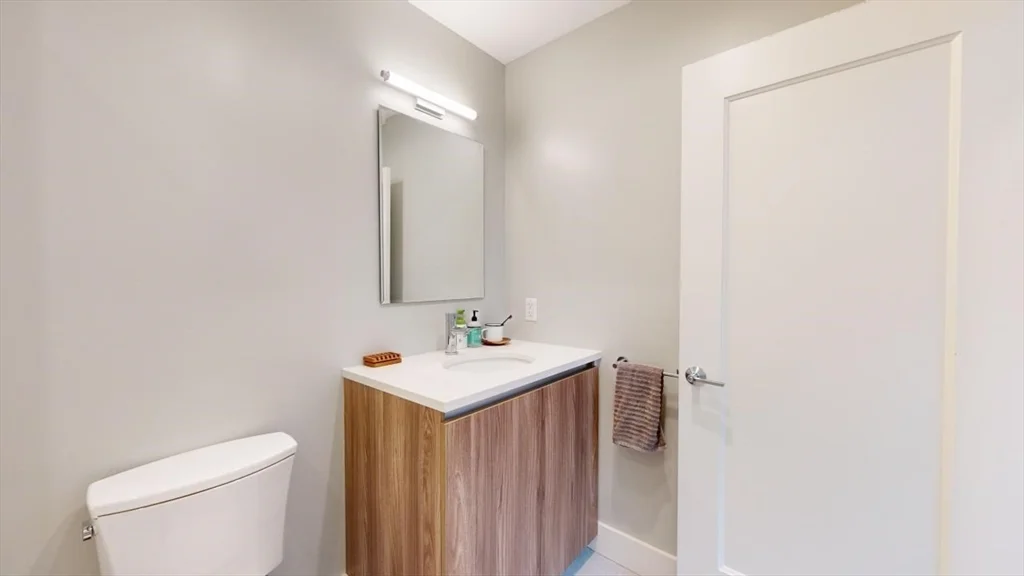 3 bed, 2.5 bath apartment for rent at 260 Beacon St Unit 204, Somerville — photo 17 of 22