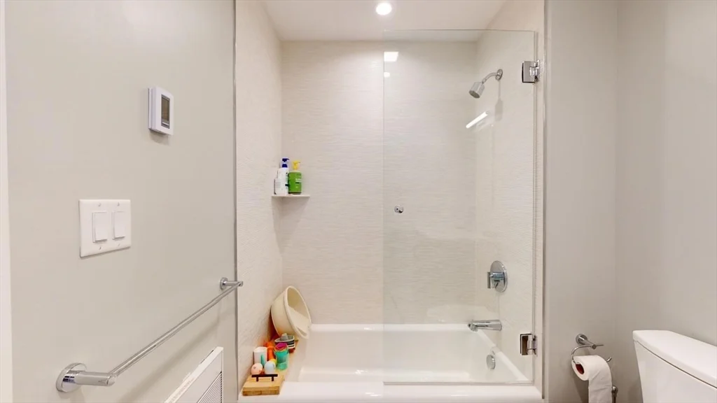 3 bed, 2.5 bath apartment for rent at 260 Beacon St Unit 204, Somerville — photo 16 of 22
