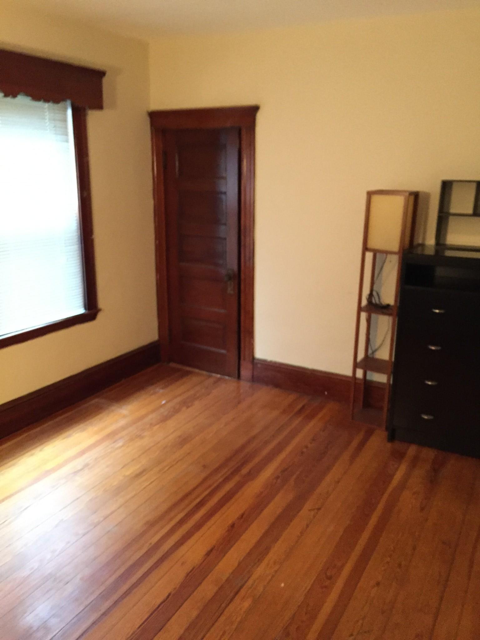 3 bed, 1 bath apartment for rent at 260 Boston Ave Unit 1, Medford — photo 6 of 13