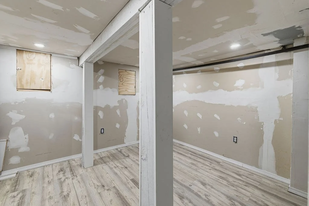 3 bed, 1 bath apartment for rent at 260 Brookline St Unit 1, Cambridgeport — photo 13 of 15