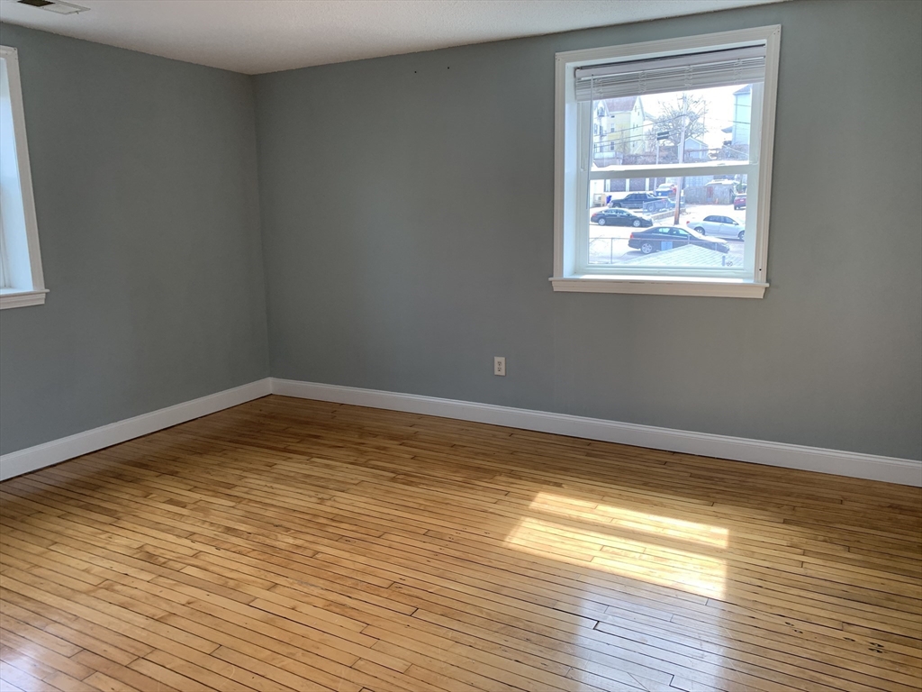 2 bed, 1 bath apartment for rent at 260 Fountain St Unit C 5, Fall River — photo 6 of 15