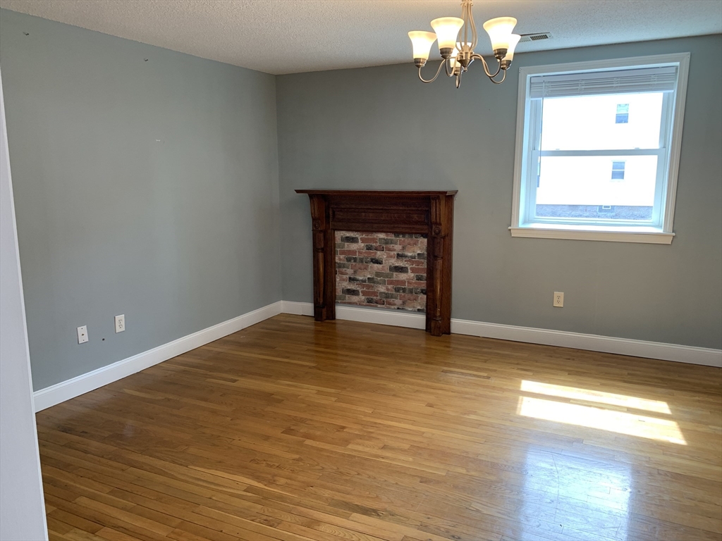 2 bed, 1 bath apartment for rent at 260 Fountain St Unit C 5, Fall River — photo 1 of 15