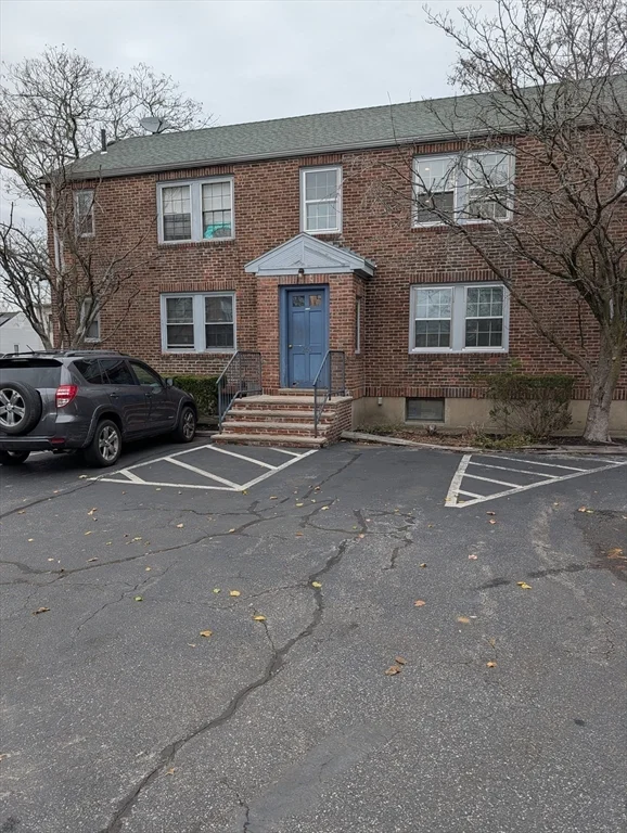 1 bed, 1 bath apartment for rent at 260 Main St Unit 6, Tufts University — photo 7 of 9