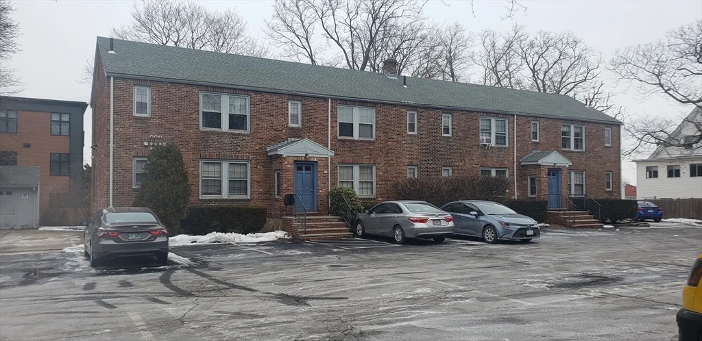 1 bed, 1 bath apartment for rent at 260 Main St Unit 7, Tufts University — photo 1 of 5