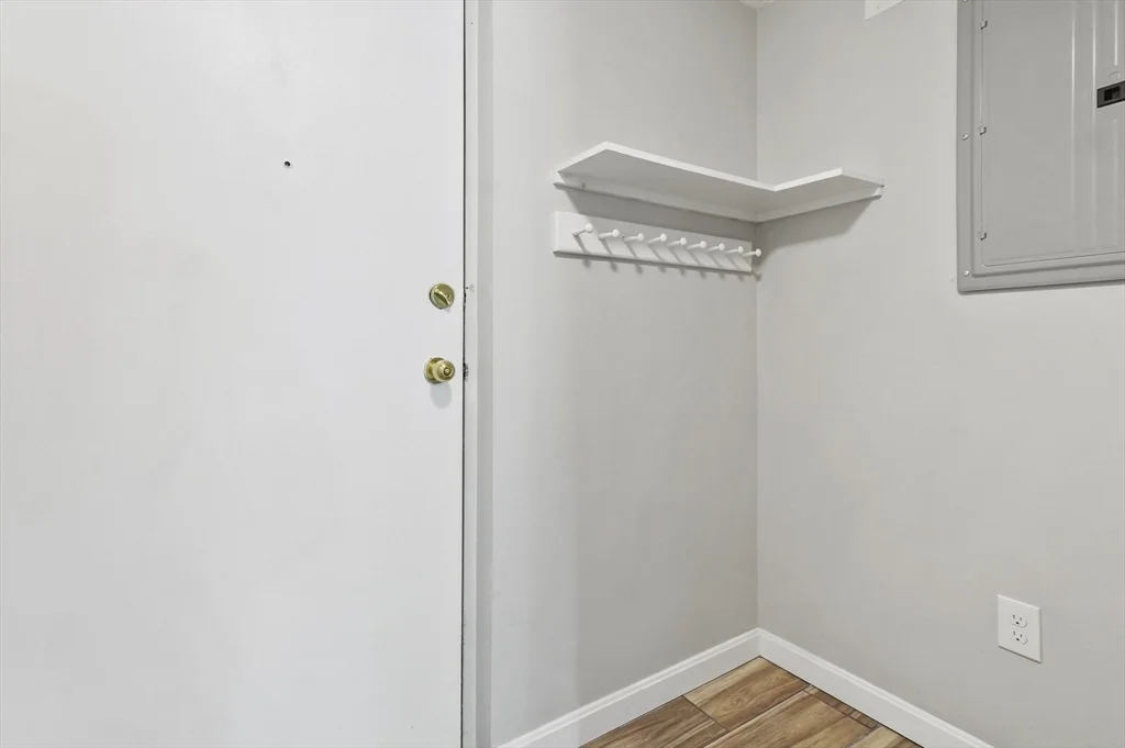 2 bed, 1 bath apartment for rent at 260 Tremont St Unit 1, Melrose — photo 23 of 28