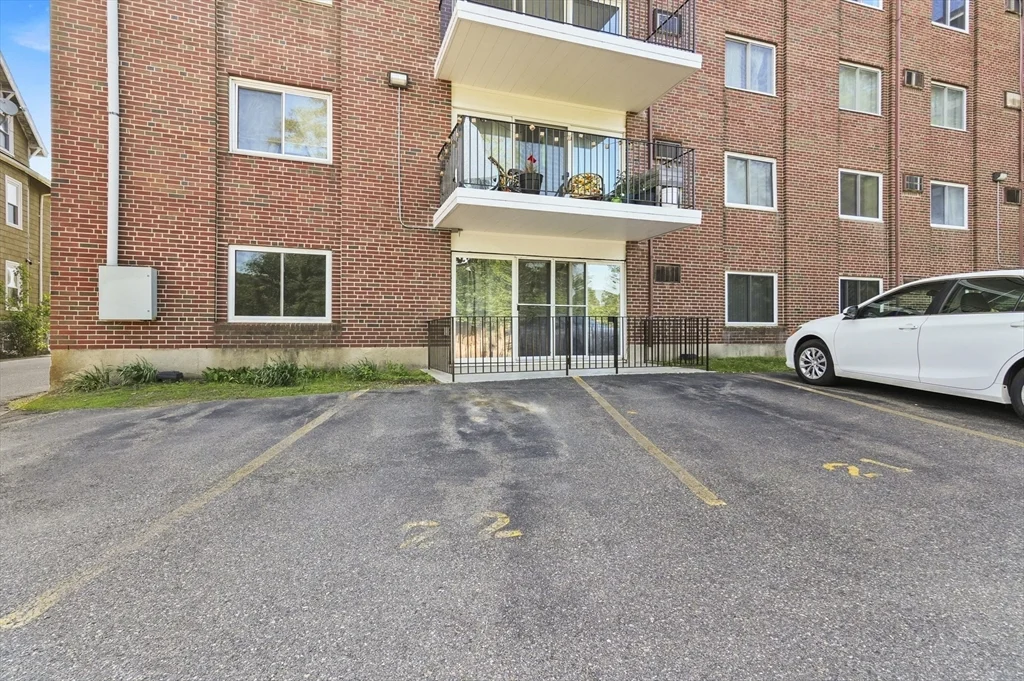 2 bed, 1 bath apartment for rent at 260 Tremont St Unit 1, Melrose — photo 26 of 28