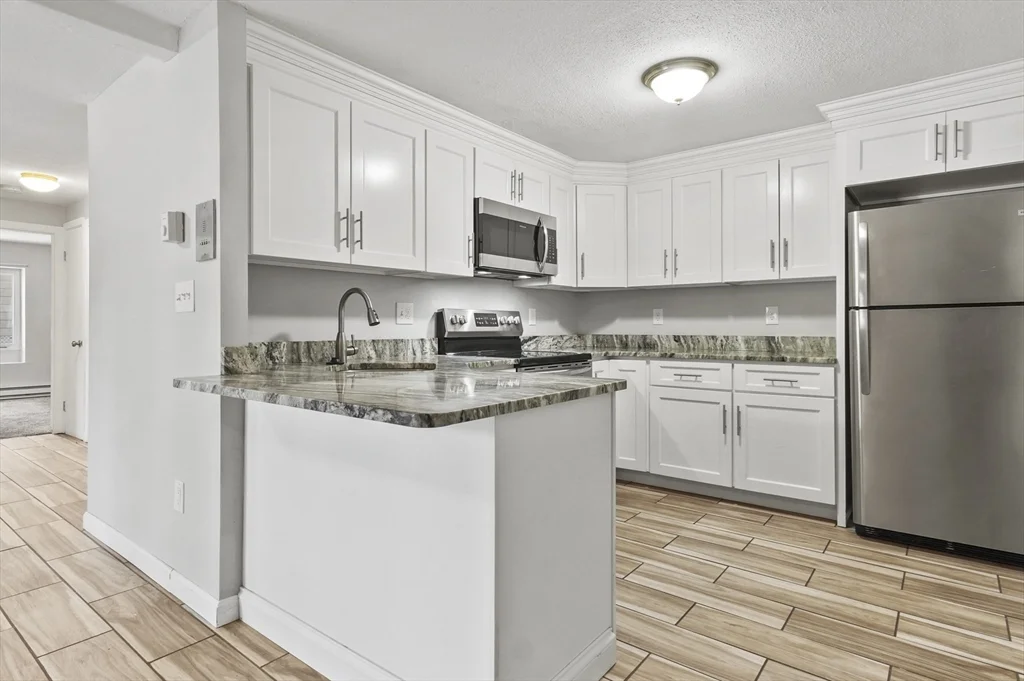 2 bed, 1 bath apartment for rent at 260 Tremont St Unit 1, Melrose — photo 9 of 28