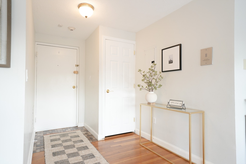 2 bed, 1 bath apartment for rent at 260 Tremont Unit 13, Melrose — photo 13 of 17