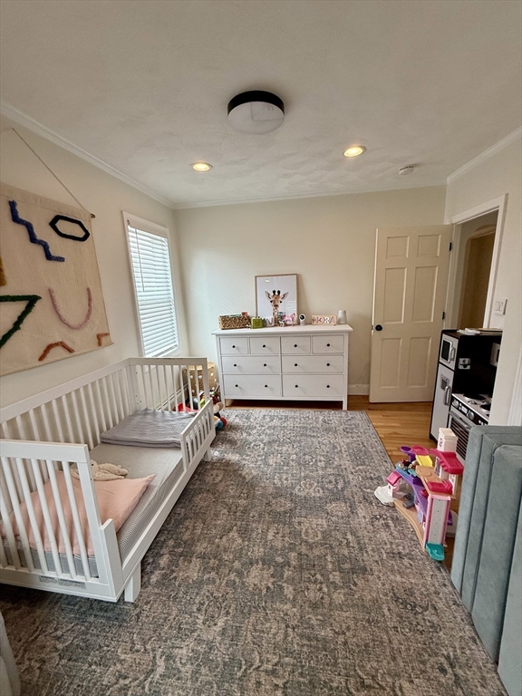 3 bed, 1 bath apartment for rent at 260 Washington St Unit 1, Peabody — photo 6 of 8