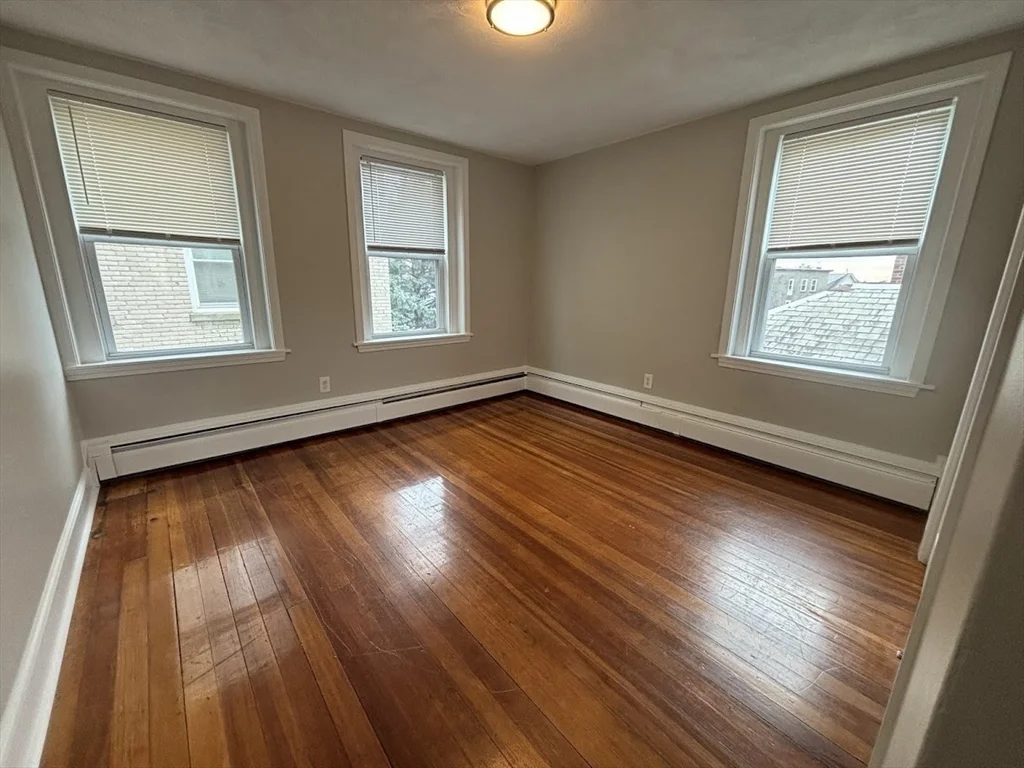 2 bed, 1 bath apartment for rent at 260 Washington St Unit 38, Glenwood — photo 5 of 8