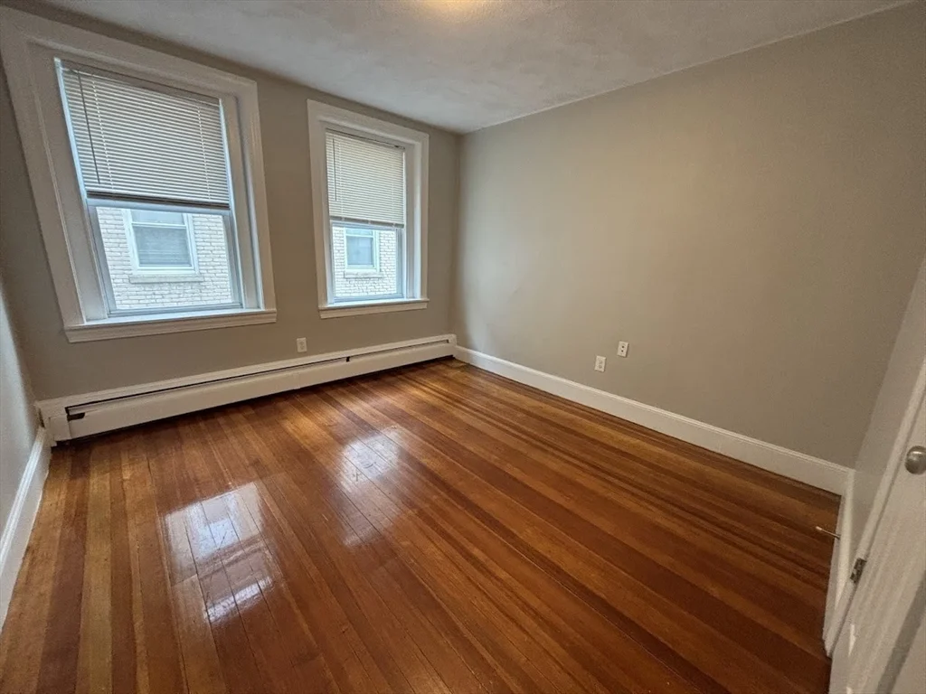 2 bed, 1 bath apartment for rent at 260 Washington St Unit 38, Glenwood — photo 4 of 8