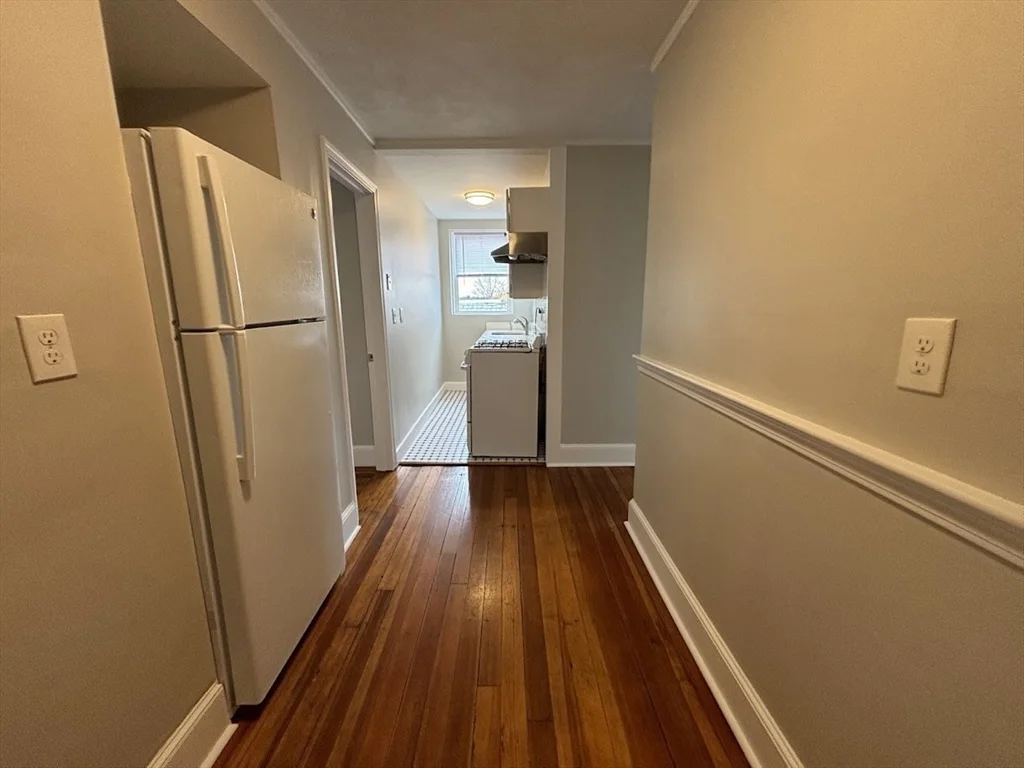 2 bed, 1 bath apartment for rent at 260 Washington St Unit 38, Glenwood — photo 2 of 8
