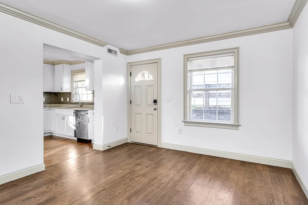 5 bed, 3 bath apartment for rent at 2601 Washington St Unit 2601, Roxbury — photo 3 of 22