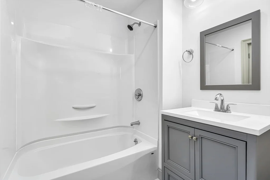 5 bed, 3 bath apartment for rent at 2601 Washington St Unit 2601, Roxbury — photo 10 of 22