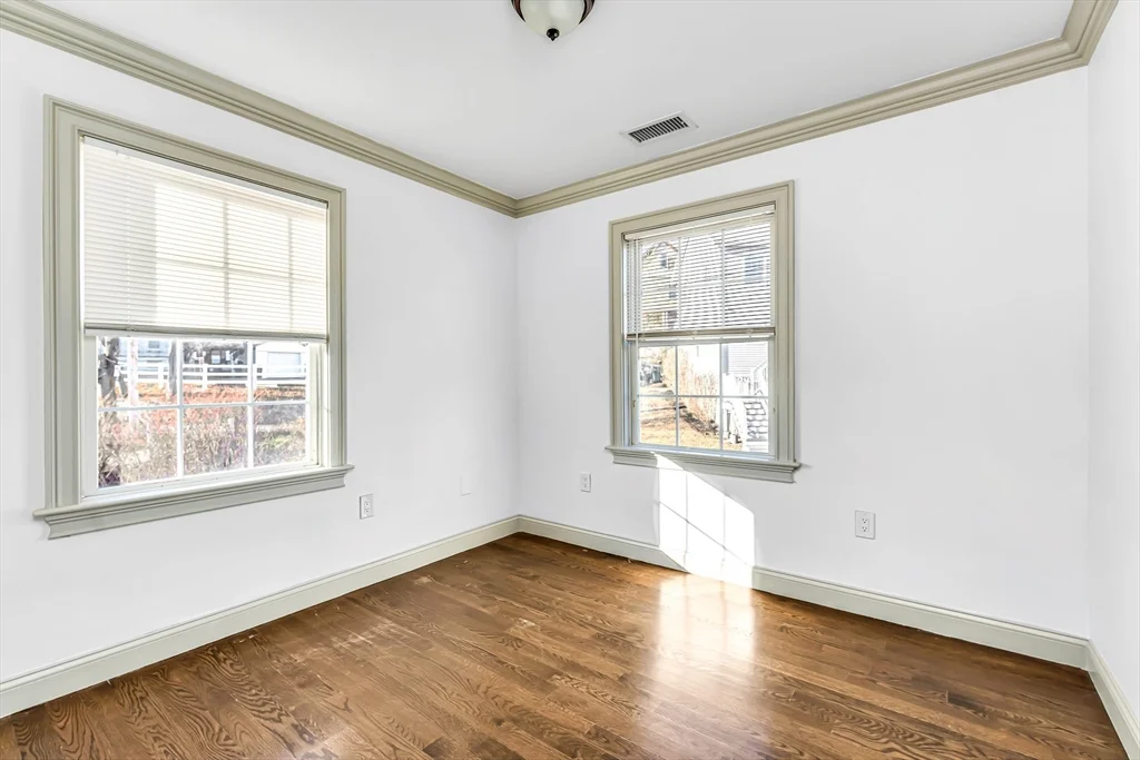 5 bed, 3 bath apartment for rent at 2601 Washington St Unit 2601, Roxbury — photo 14 of 22