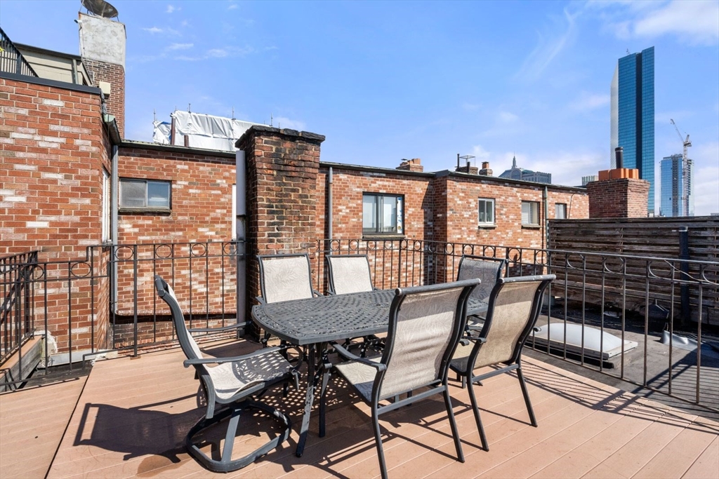 Studio bed, 1 bath apartment for rent at 261 Beacon St Unit 32, Back Bay — photo 9 of 10