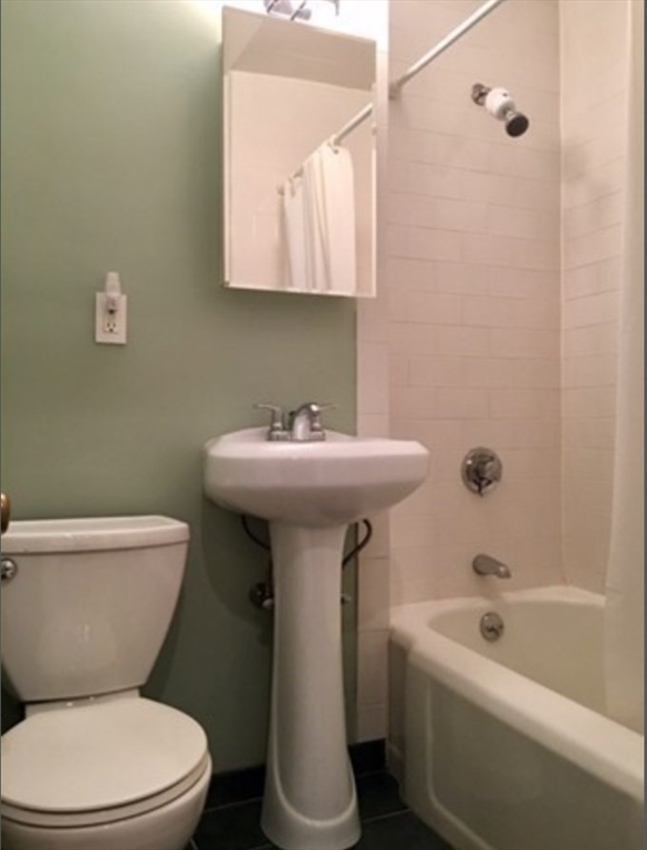 Studio bed, 1 bath apartment for rent at 261 Beacon St Unit 52, Back Bay — photo 7 of 12