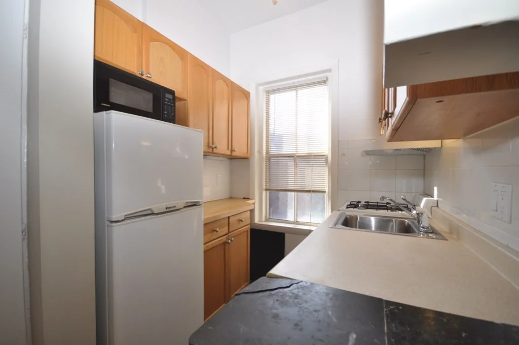 1 bed, 1 bath apartment for rent at 261 Beacon Unit 33, Back Bay — photo 7 of 11