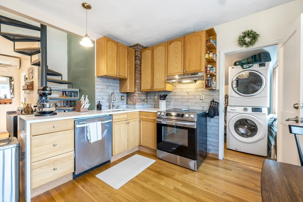 2 bed, 1 bath apartment for rent at 261 Forest St Unit 261, Malden — photo 7 of 15