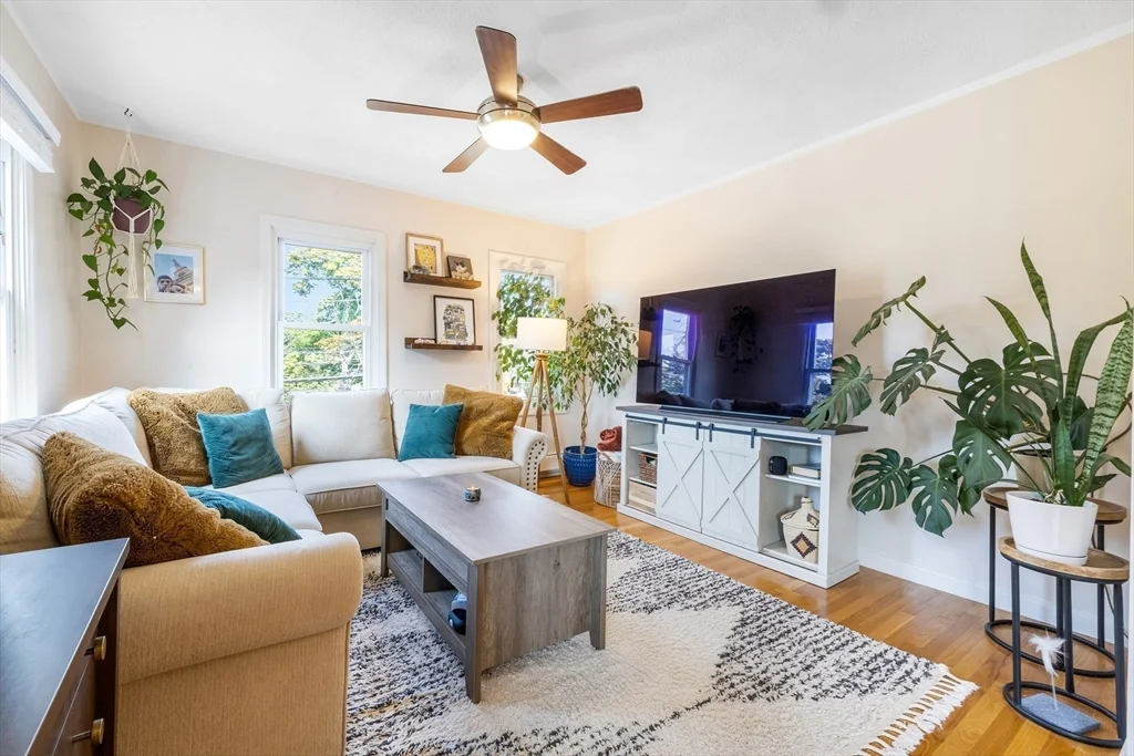 2 bed, 1 bath apartment for rent at 261 Forest St Unit 261, Malden — photo 4 of 15