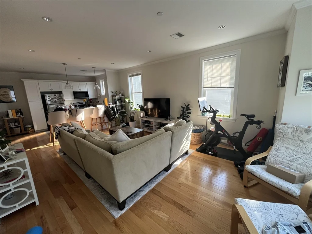 2 bed, 1 bath apartment for rent at 261 Lexington St Unit 2, East Boston — photo 10 of 11