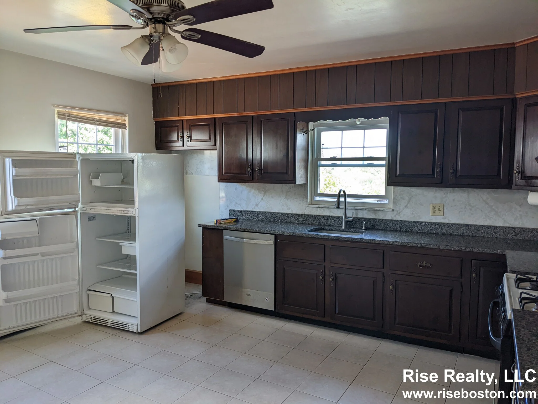 2 bed, 1 bath apartment for rent at 261 Lexington St Unit 2, Watertown — photo 4 of 12