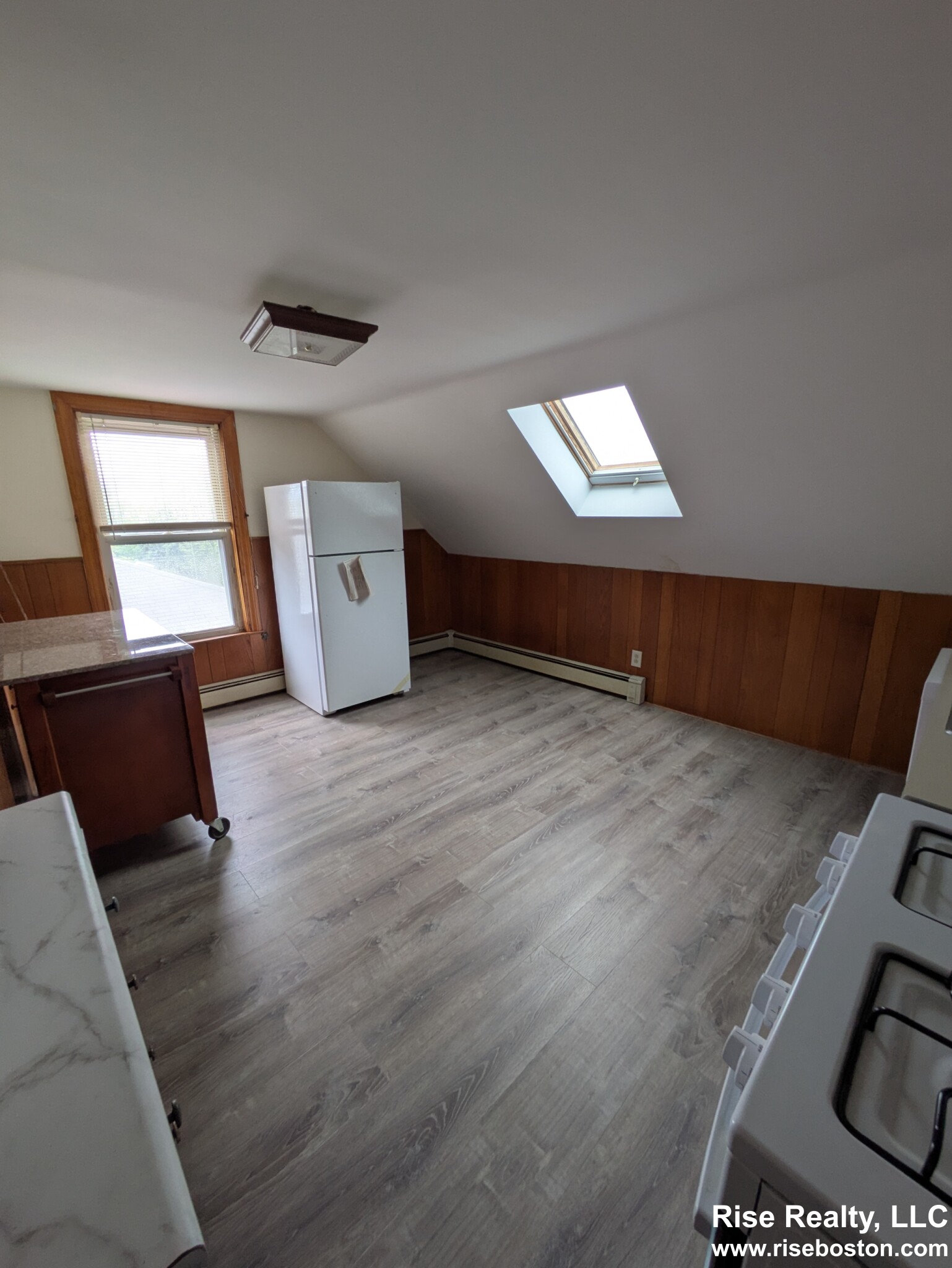 2 bed, 1 bath apartment for rent at 261 Lexington St Unit 3, Watertown — photo 2 of 12