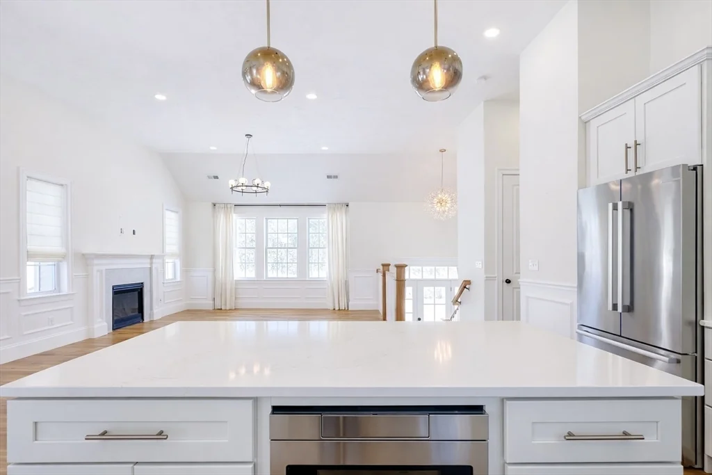 3 bed, 3 bath apartment for rent at 261 Main St Unit 1, Shrewsbury — photo 16 of 36