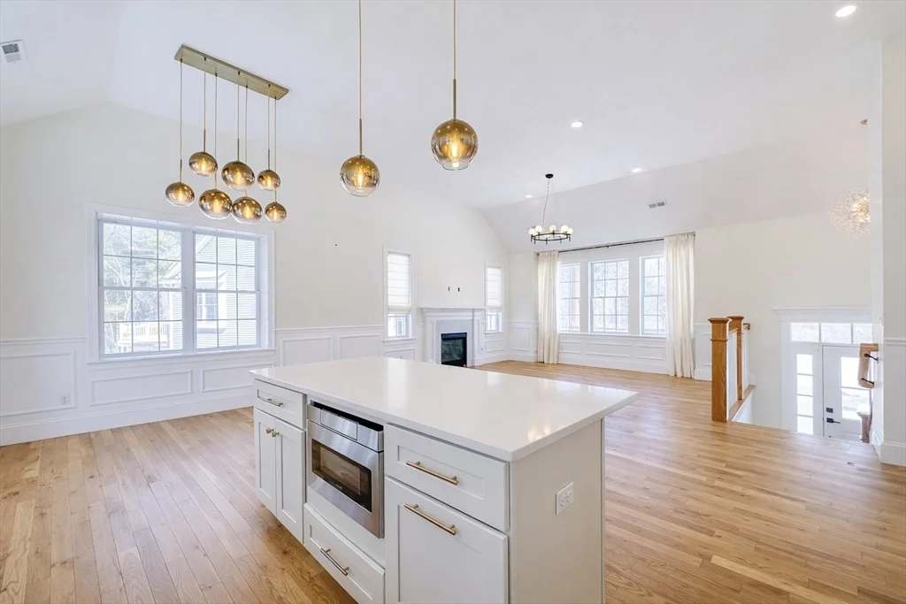 3 bed, 3 bath apartment for rent at 261 Main St Unit 1, Shrewsbury — photo 17 of 36