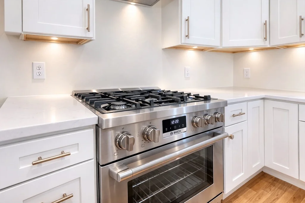 3 bed, 3 bath apartment for rent at 261 Main St Unit 1, Shrewsbury — photo 15 of 36
