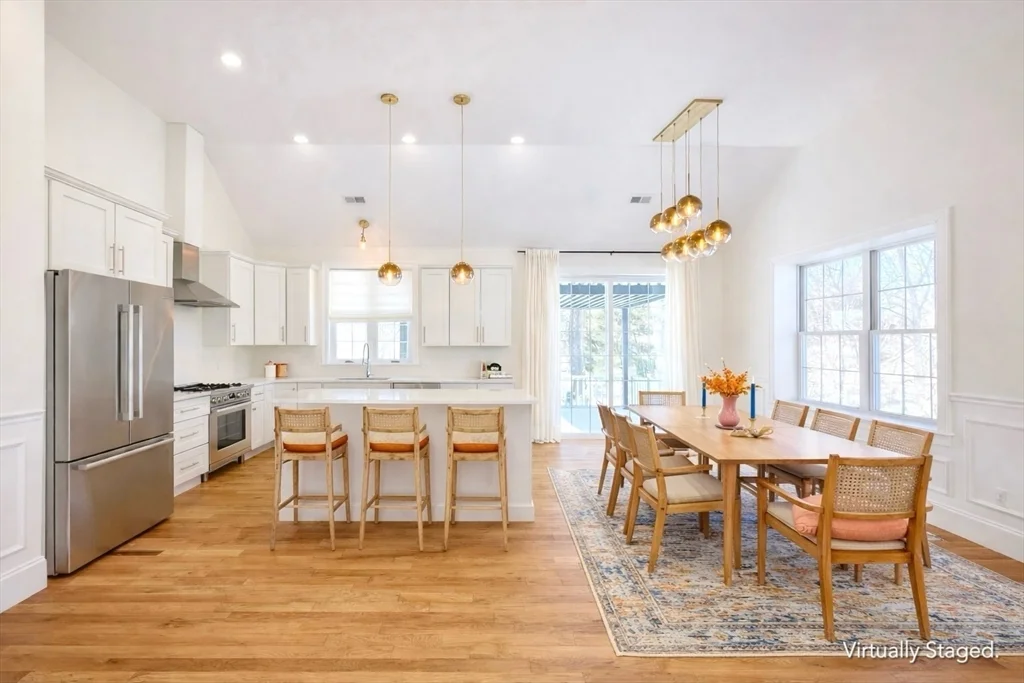 3 bed, 3 bath apartment for rent at 261 Main St Unit 1, Shrewsbury — photo 1 of 36