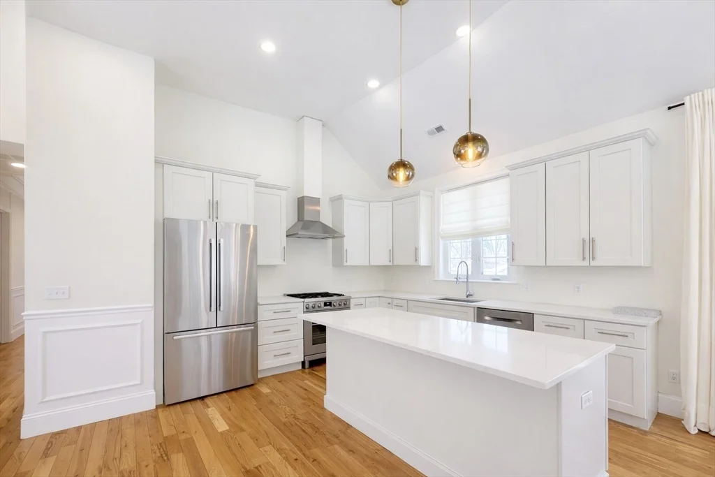 3 bed, 3 bath apartment for rent at 261 Main St Unit 1, Shrewsbury — photo 11 of 36