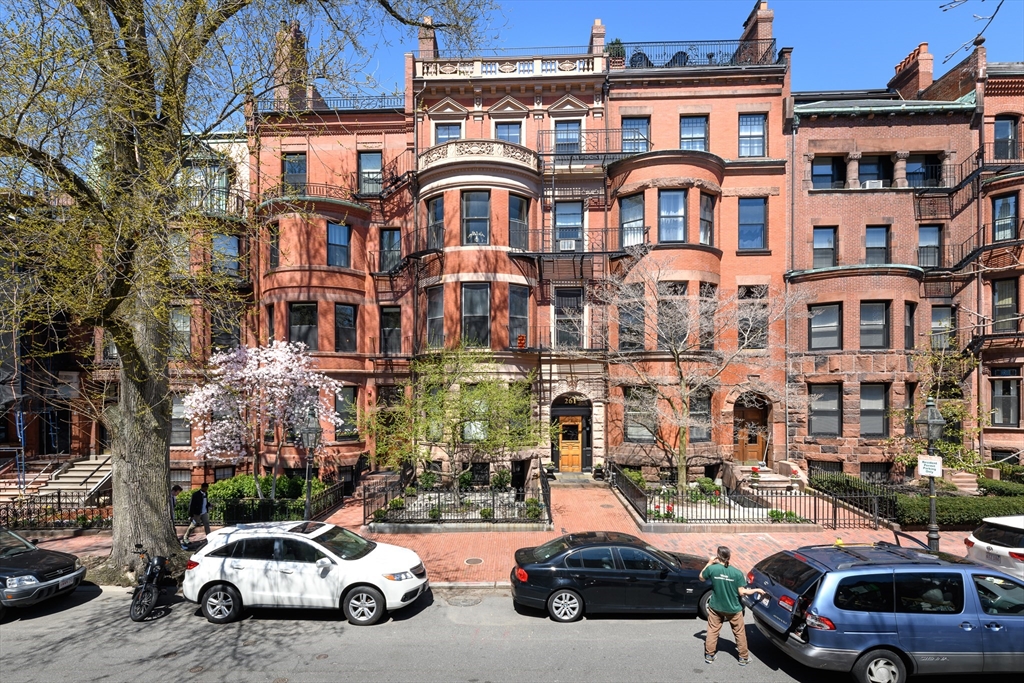 2 bed, 1 bath apartment for rent at 261 Marlborough St Unit 11, Back Bay — photo 16 of 17