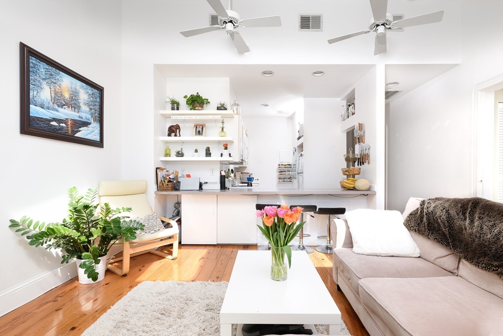 2 bed, 1 bath apartment for rent at 261 Marlborough St Unit 11, Back Bay — photo 3 of 17