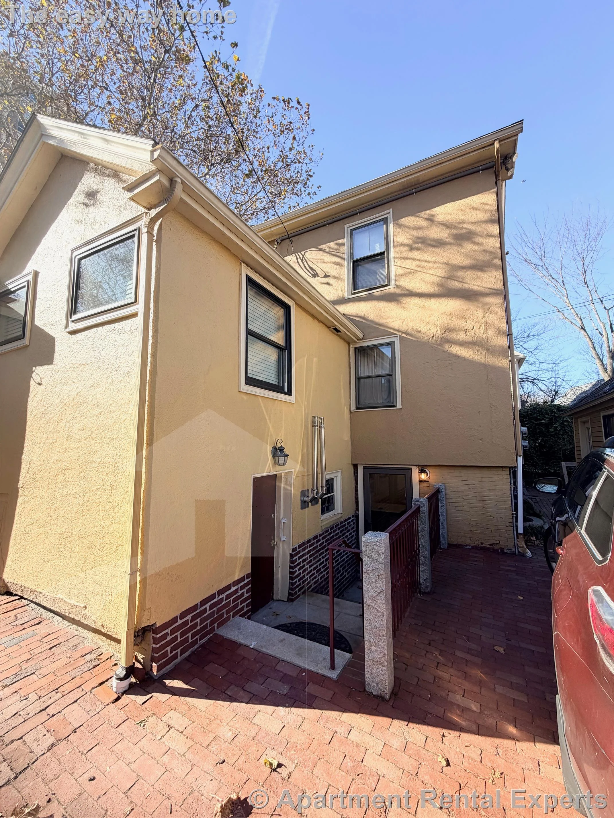 1 bed, 1 bath apartment for rent at 261 Mt Auburn St, Harvard Square — photo 12 of 14