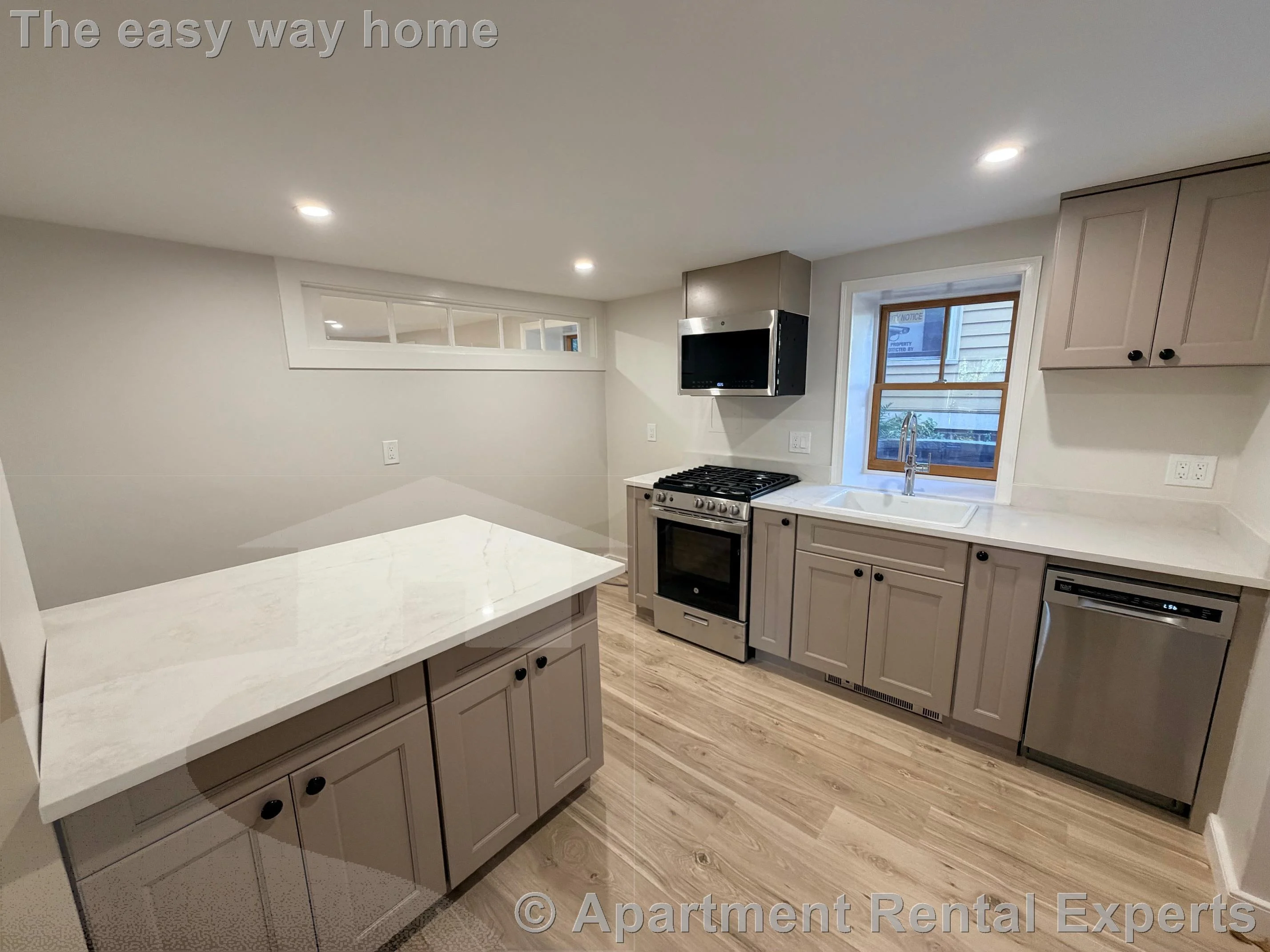 1 bed, 1 bath apartment for rent at 261 Mt Auburn St, Harvard Square