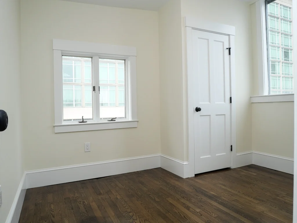 3 bed, 2 bath apartment for rent at 261 W Newton Unit 5, South End — photo 6 of 11