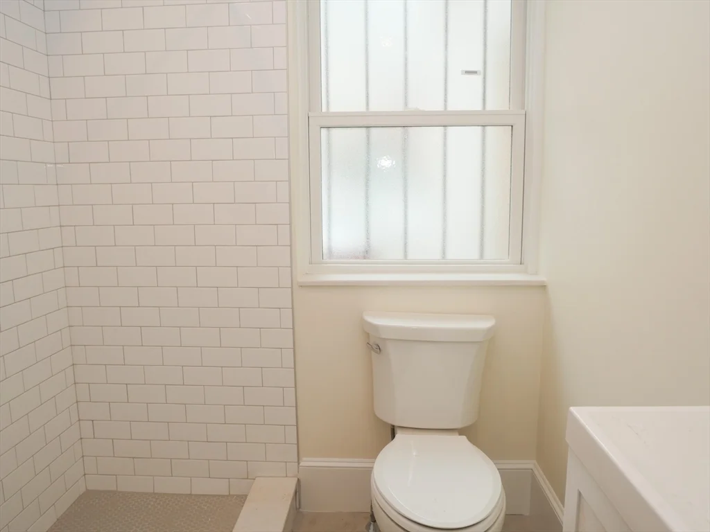 2 bed, 2 bath apartment for rent at 261 W Newton Unit B, Back Bay — photo 7 of 7