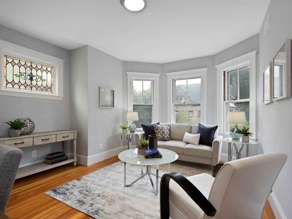 4 bed, 2 bath apartment for rent at 261 Walnut St Unit 3, High Street Hill — photo 3 of 14