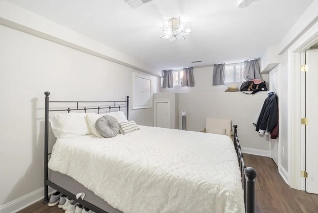 2 bed, 2 bath apartment for rent at 261 West 2nd St Unit 1, South Boston — photo 11 of 16