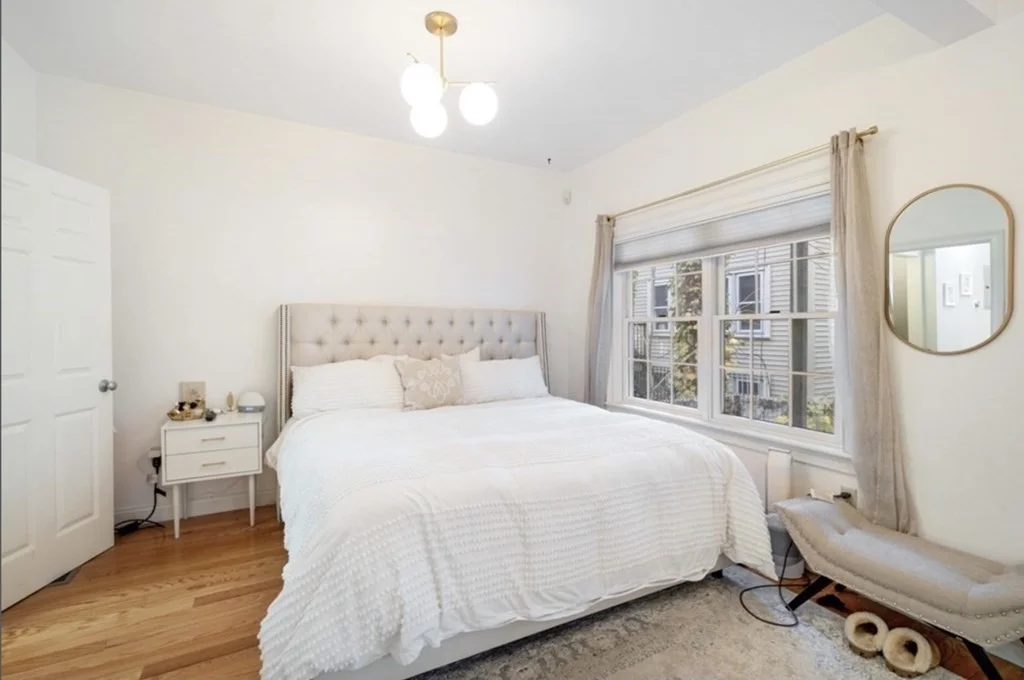 2 bed, 2 bath apartment for rent at 261 West 2nd St Unit 1, South Boston — photo 8 of 16