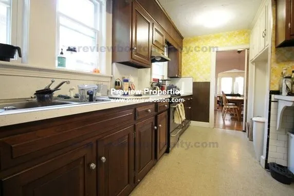 2 bed, 1 bath apartment for rent at 262 Corey Rd Unit 1P, Brighton — photo 3 of 6