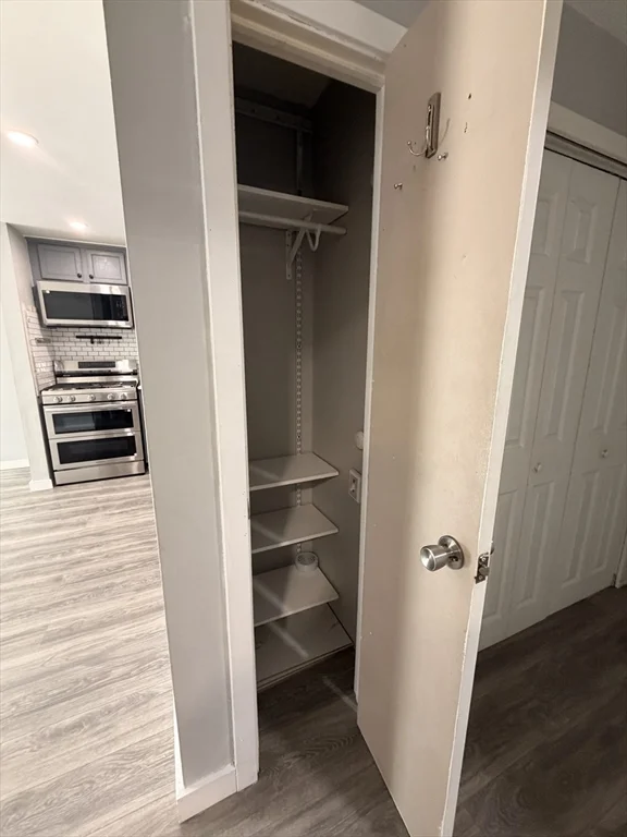 1 bed, 1 bath apartment for rent at 262 E Haverhill St Unit 21, Lawrence — photo 9 of 13