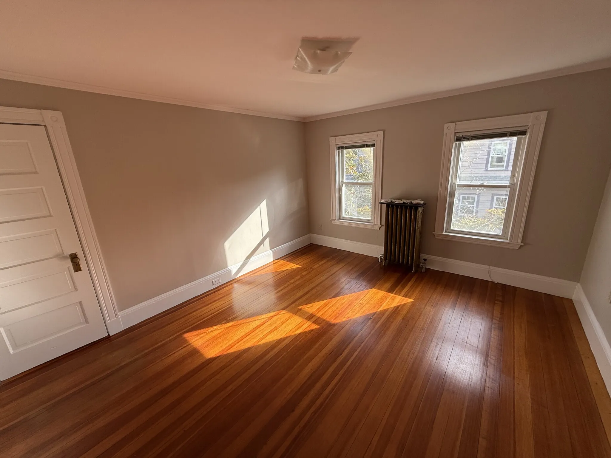 2 bed, 1 bath apartment for rent at 262 Lake Ave Unit 3, Newton Highlands — photo 10 of 16